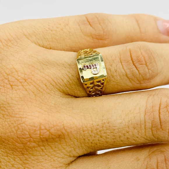 Real 10k solid Gold Initial letter P Size 6 - Picture 2 of 5